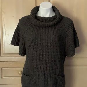 XXI Women Cowl Neck knit sweater Size large short sleeve Gray layering